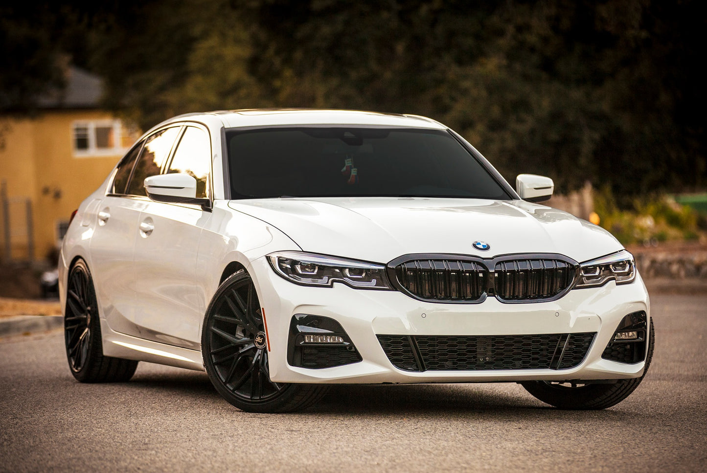 20" Road Force RF13 Gloss Black 5x114.3 ( Square Setup ) ( Set of 4 )