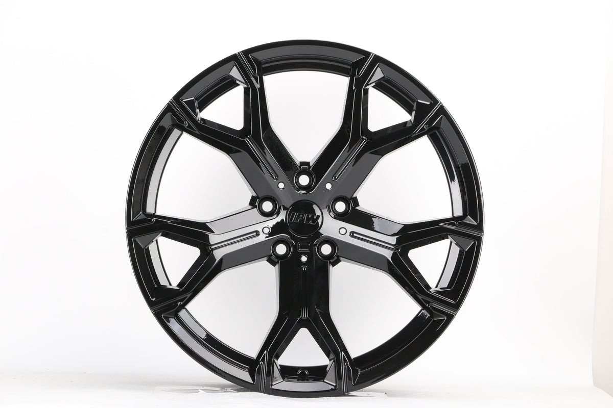 E702 Gloss Black 20x9 ET37 5x120 – (Square Set of 4)