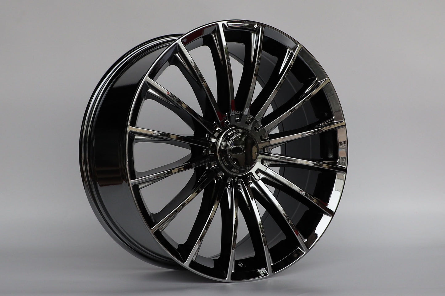 E849 Black Chrome 20in Staggered Set 8.5 ET32 / 9.5 ET35 5.112 (4 Wheels)