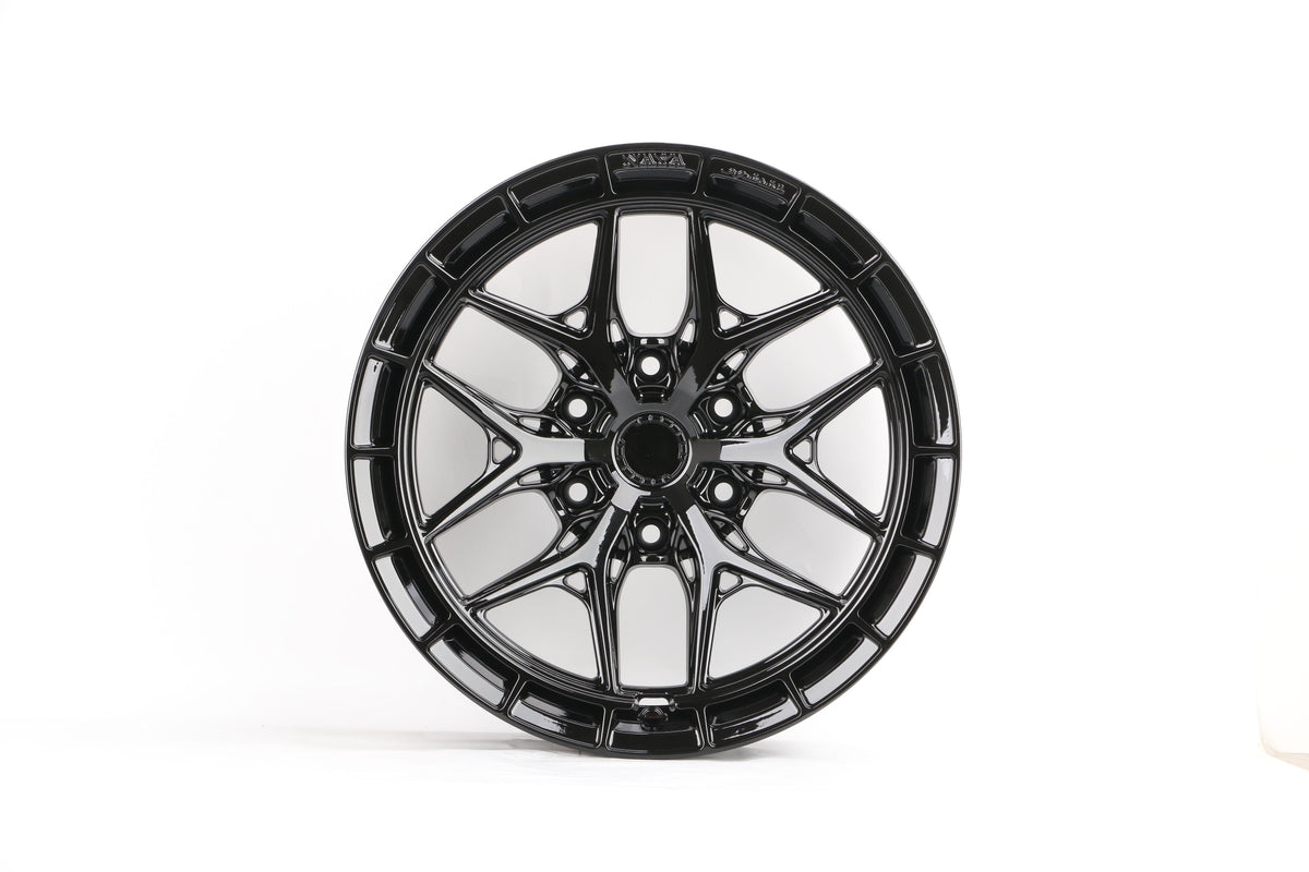 E932 Gloss Black 18x9.0 ET15 6.139 - Square Set (4 Wheels)