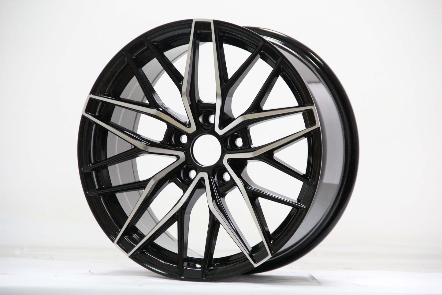 E1513 Black Machined Face 18x8 ET35 5x112 – (Square Set of 4)