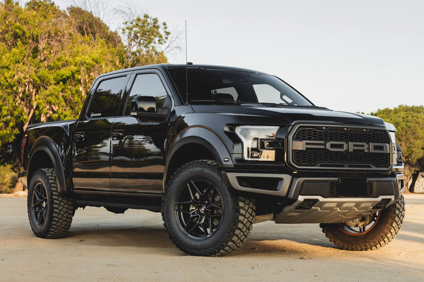 20" Rohana RFV2 Matte Black 6x135 ( Set of 4 )