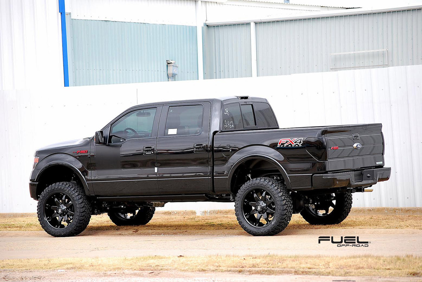 20" Fuel D509 Octane Matte Black 6x139.7 ( Set of 4 )