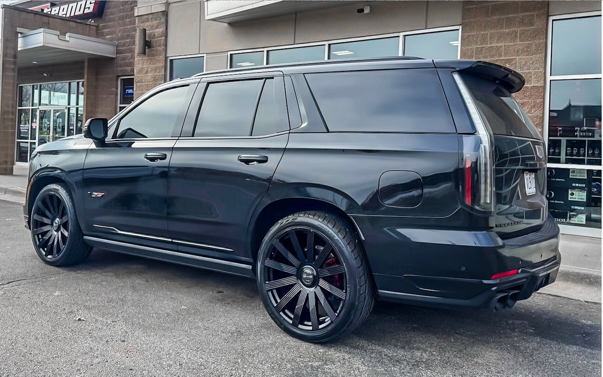 Cadillac β Escalade β Beirut β 26β³ β Gloss Black β Gianelle BEIRUT wheels on vehicle