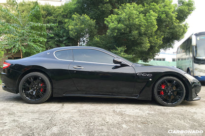 2008-2018 Maserati GranTurismo MC Style Side Skirts - Carbonado