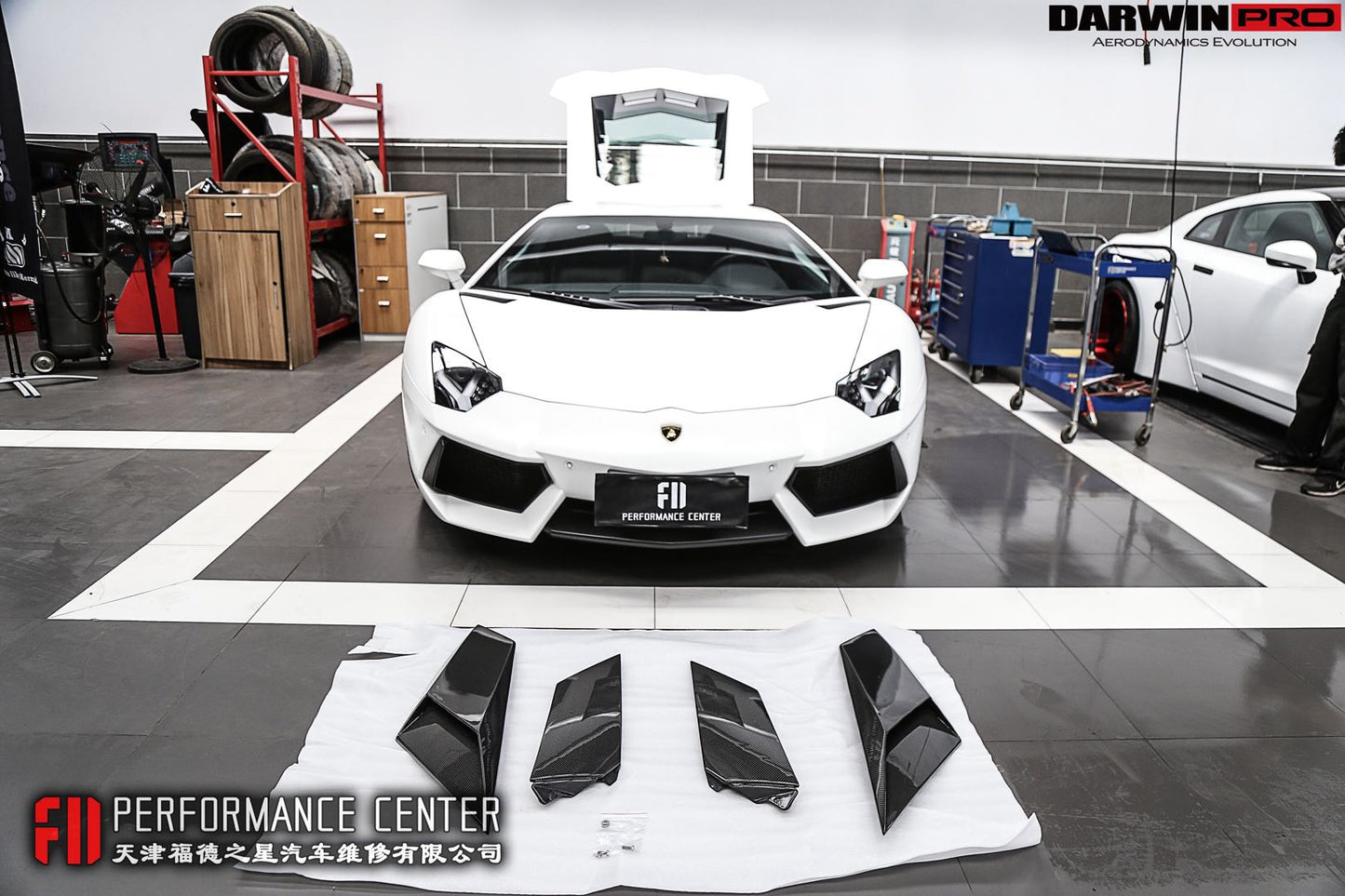 2011-2016 Lamborghini Aventador LP700 Coupe/Roadster BKSS Style Carbon Fiber Rear Side Scoops - DarwinPRO Aerodynamics