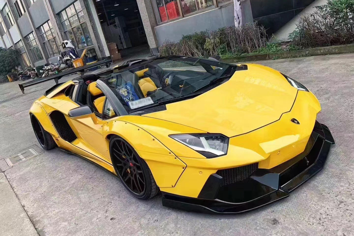 2011-2016 Lamborghini Aventador LP700 LP750 Coupe/Roadster DE Style Wide Body Kit - Carbonado