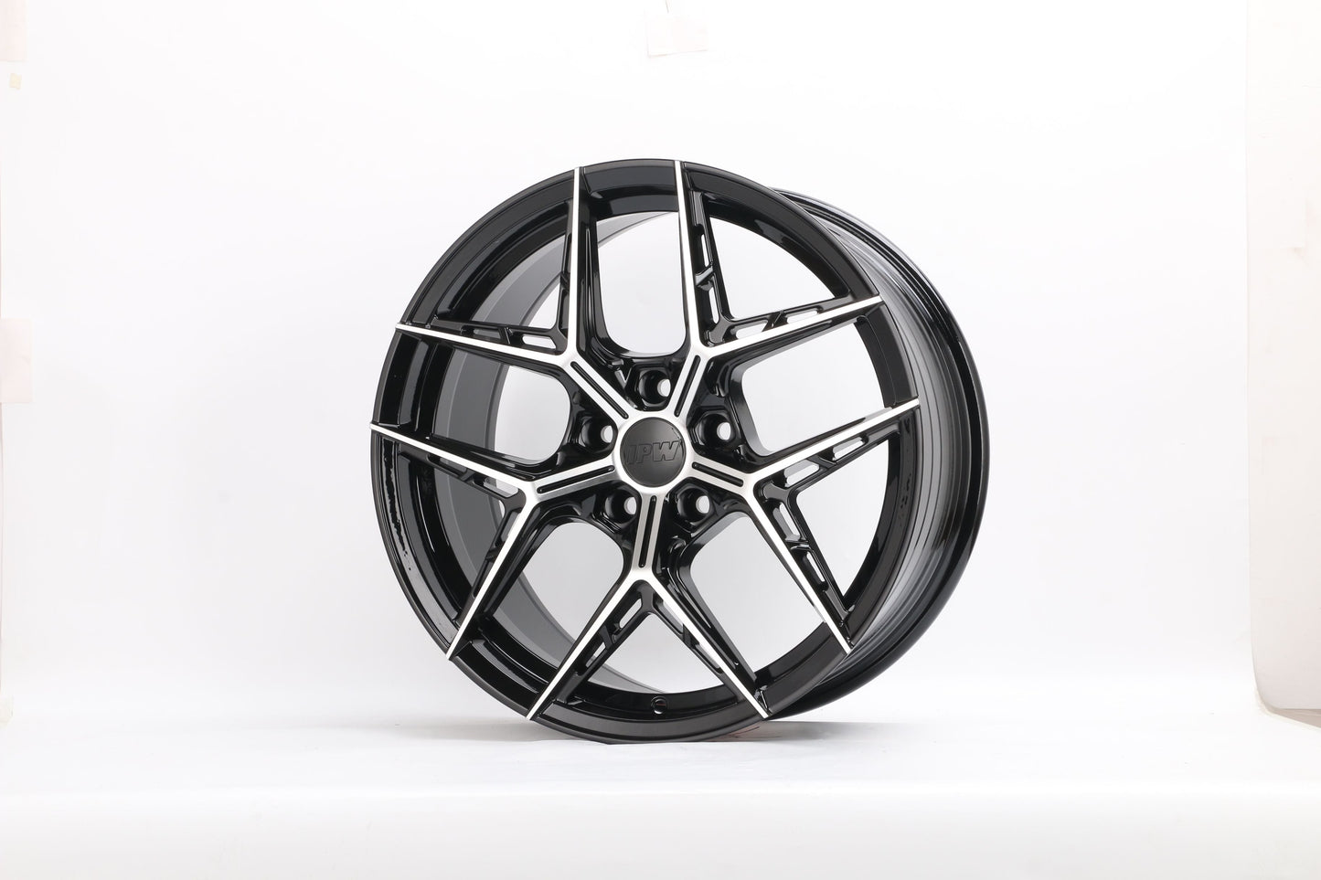 E037 Black Machined Face 18x8.5 ET35 5x112 – (Square Set of 4)