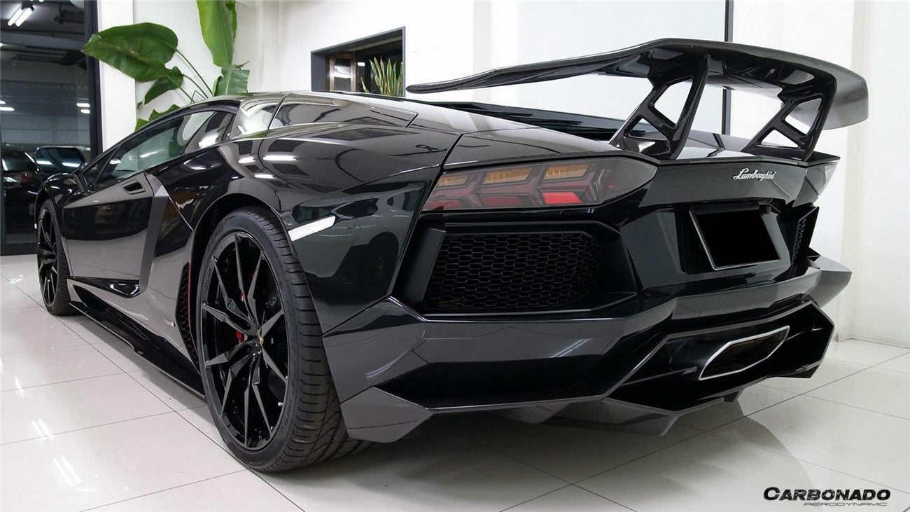 2011-2016 Lamborghini Aventador LP700 Coupe/Roadster DC Style Carbon Fiber Side Skirts - Carbonado