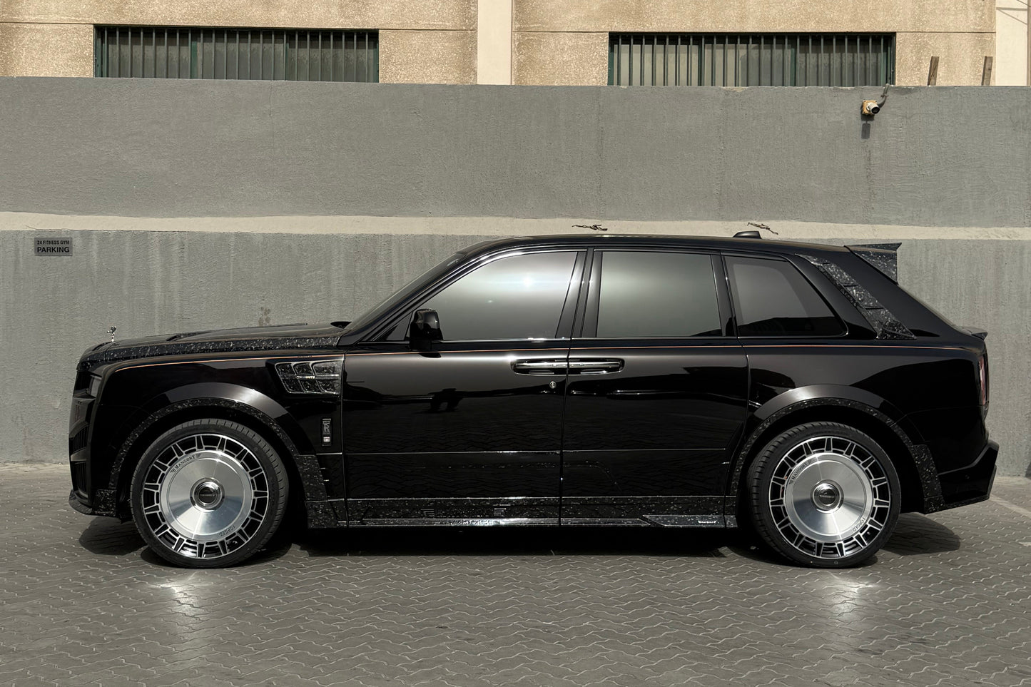 2025-UP Rolls Royce Cullinan Series II MSY Style Autoclave Carbon Fiber Full Body Kit