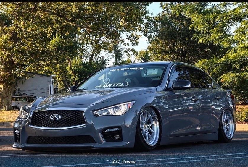 Aodhan DS08 Silver w/Machined Face - 19x8.5 +35 5x120 (Square Set of 4)