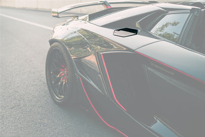 2013-2016 Lamborghini Aventador LP700 Roadster Carbon Fiber Gas Cap Repalcement - DarwinPRO Aerodynamics