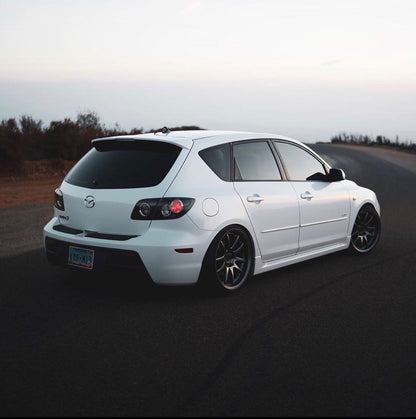 Aodhan DS02 Hyper Black - 18x9.5 +30 5x114.3 (Square Set of 4)