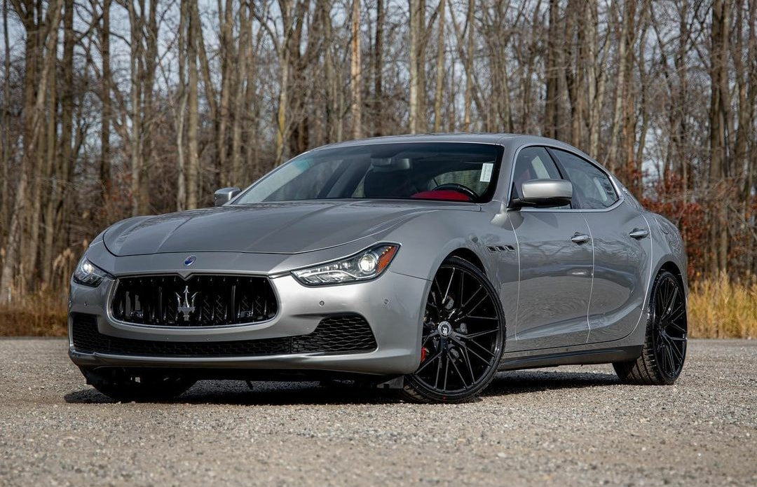 22" Road Force RF13 Gloss Black 5x112 ( Staggered Setup ) ( Set of 4 )