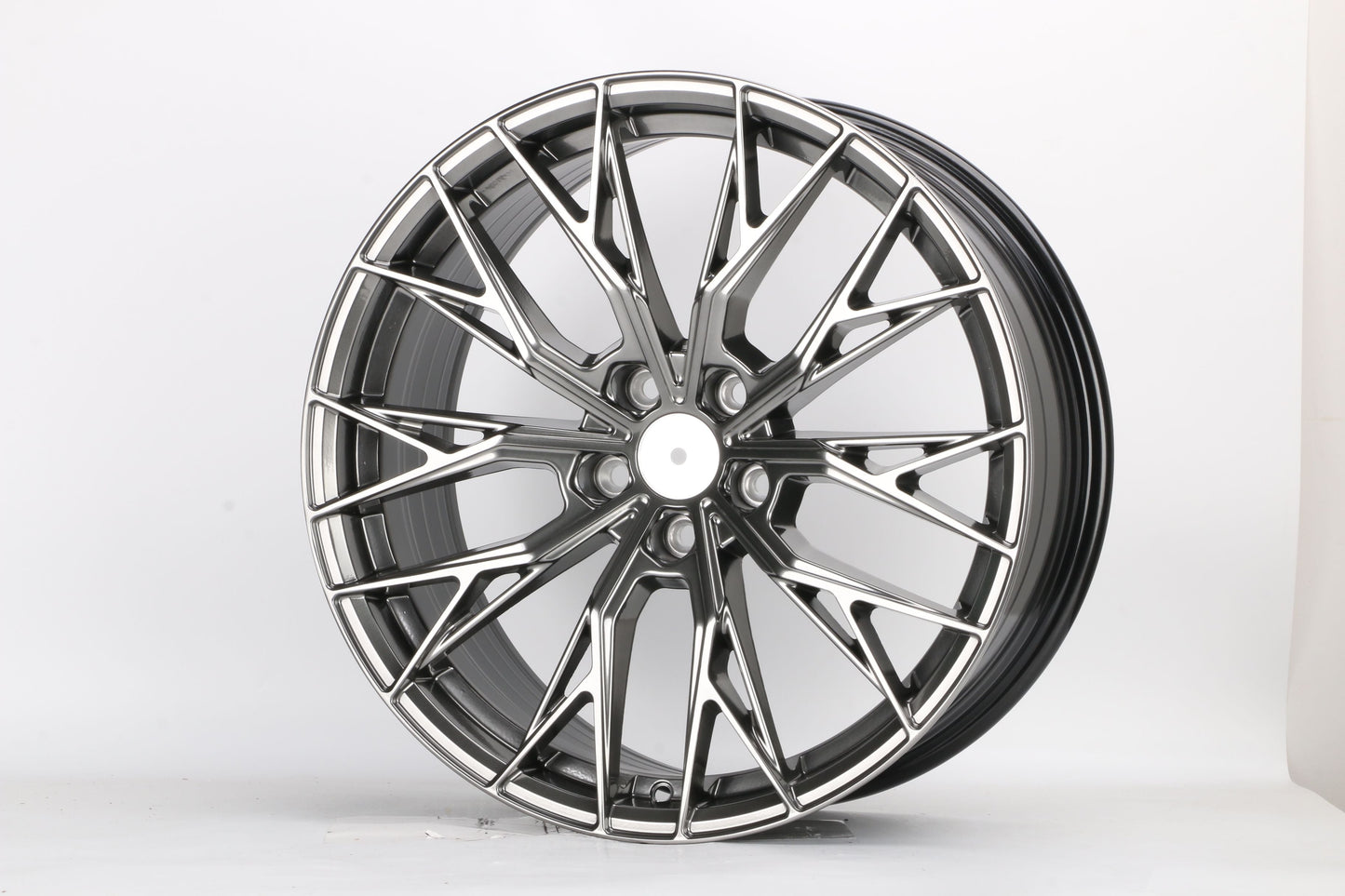 E1550 Hyper Black 18x8 ET35 5.114 – (Square Set of 4)