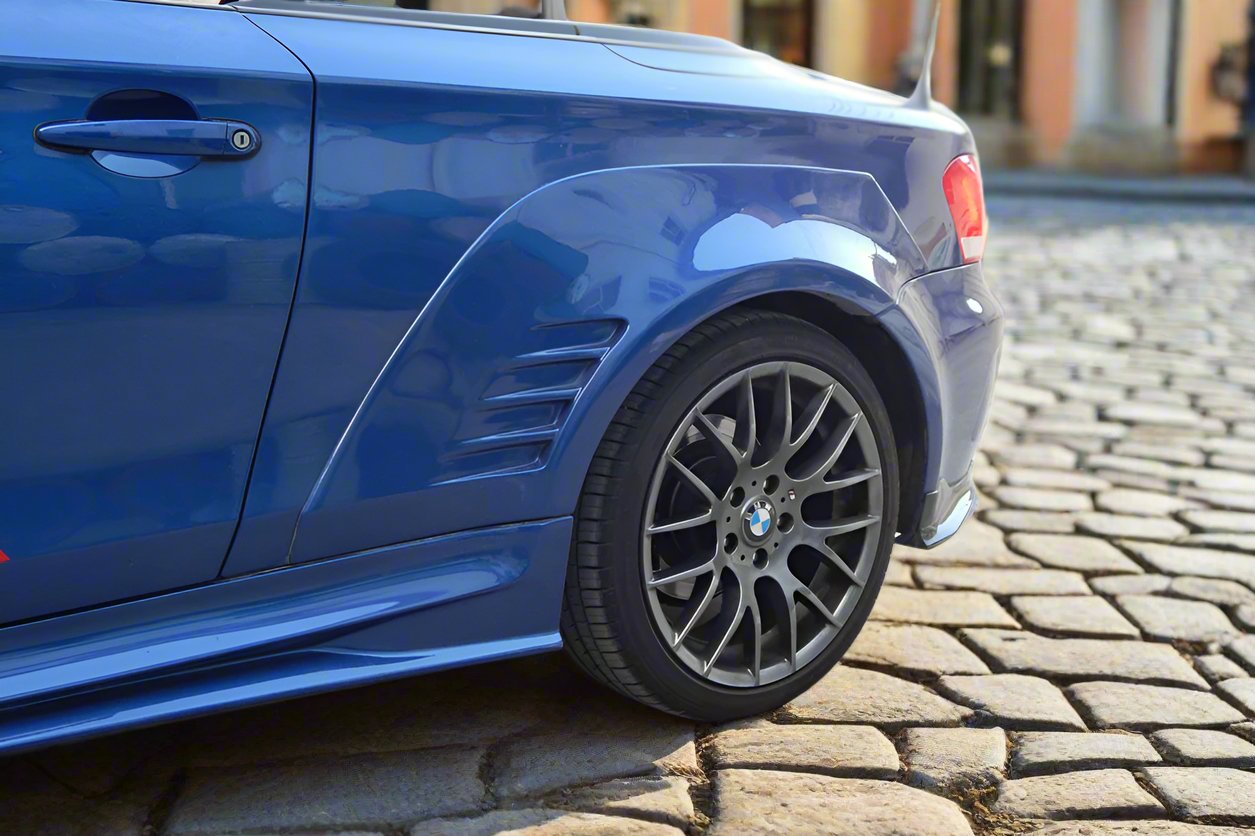 2008-2013 BMW E82 E88 1 Series 1M Style Auto Full Wide Body Kit