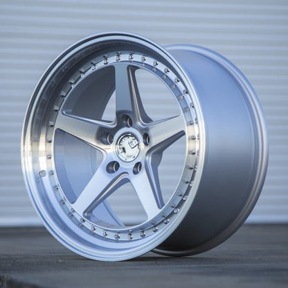 Aodhan DS05 Silver w/Machined Face - 19x9.5 +22 5x114.3 (Square Set of 4)