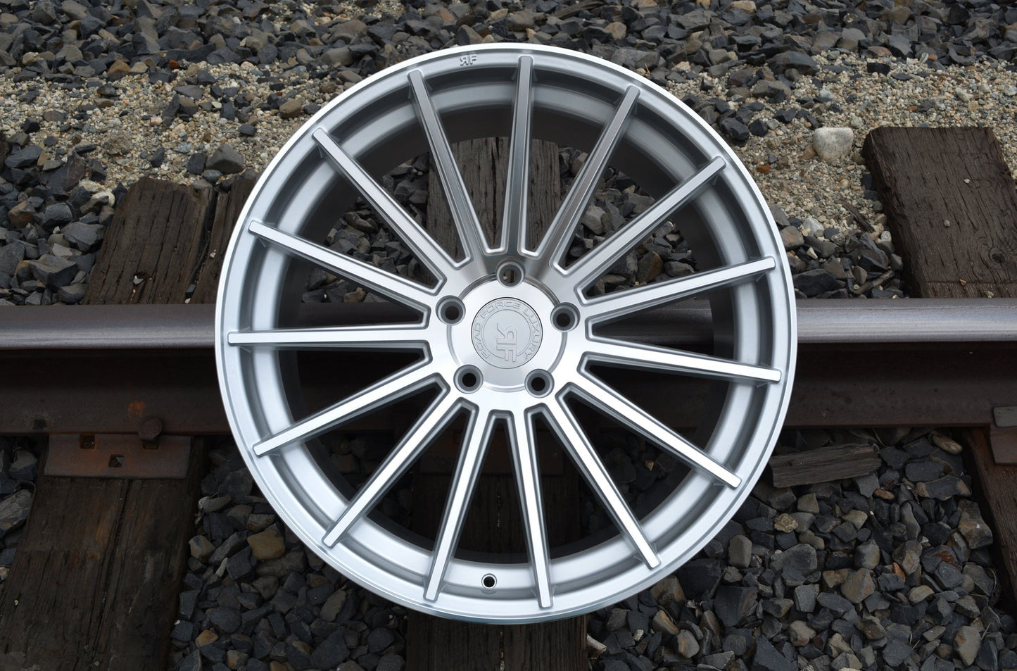 20" Road Force RF15 Gloss Black 5x115 (Set of 4)