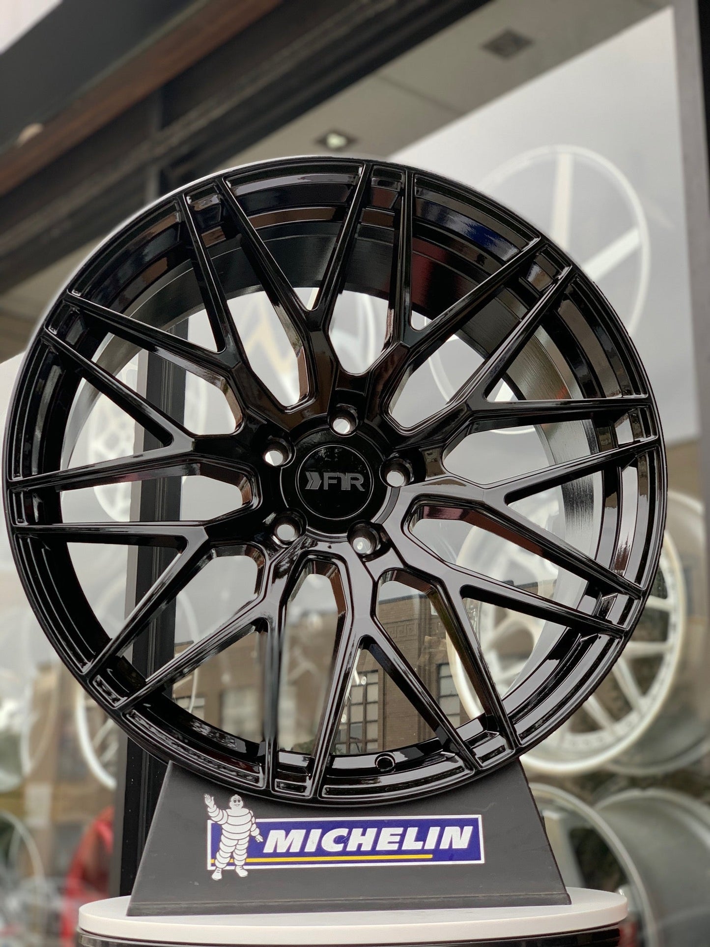 F1R F103 18" 18x8.5 ET38 / 18x9.5 ET38 Gloss Black 5x100 – ( Staggered Set of 4 )