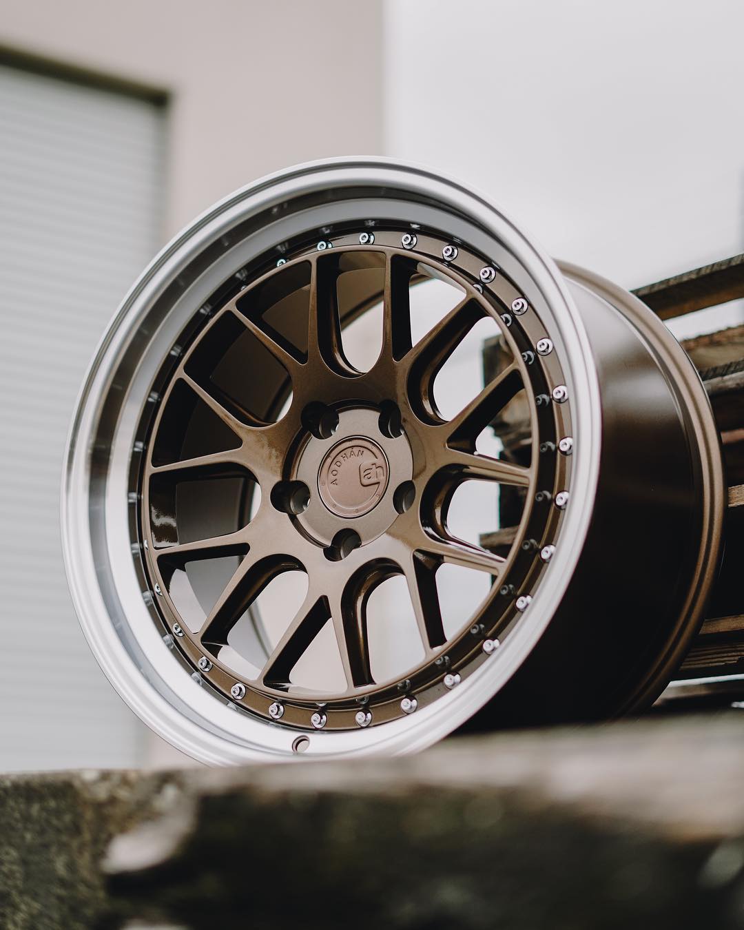 Aodhan DS06 Bronze w/Machined Lip - 18x8.5 +35 / 18x9.5 +30 5x114.3 (Staggered Set of 4)