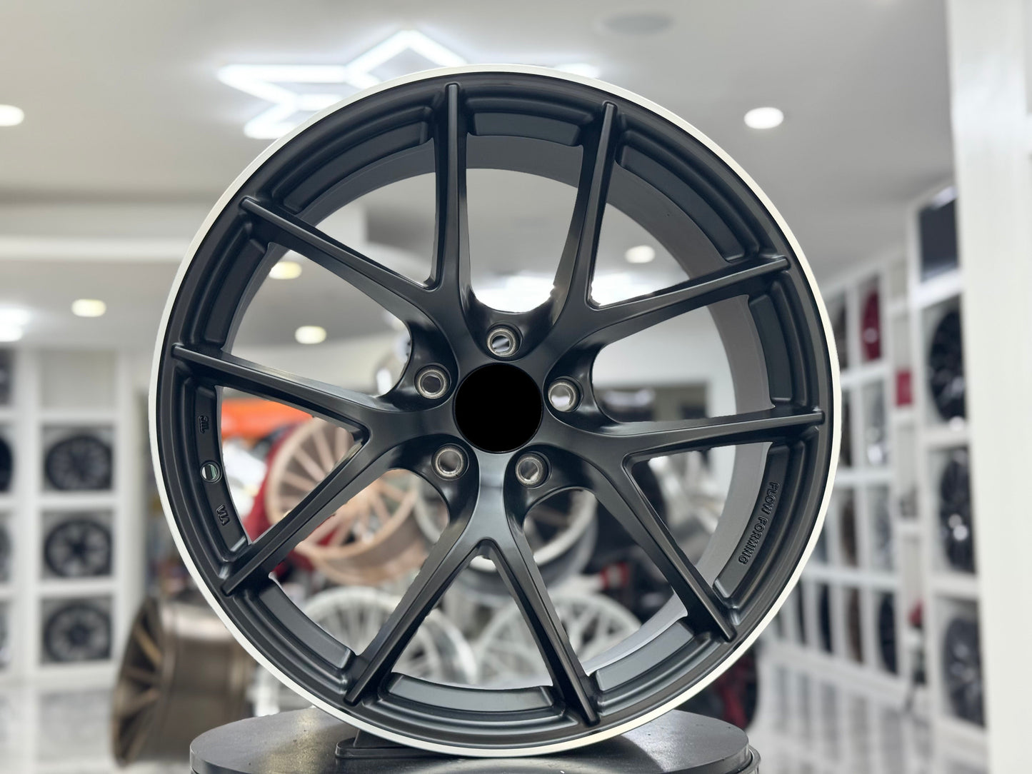 E054 Satin Black Machined Lip 19in Staggered Set 8.5 ET35 / 9.5 ET38 5.114 (4 Wheels)