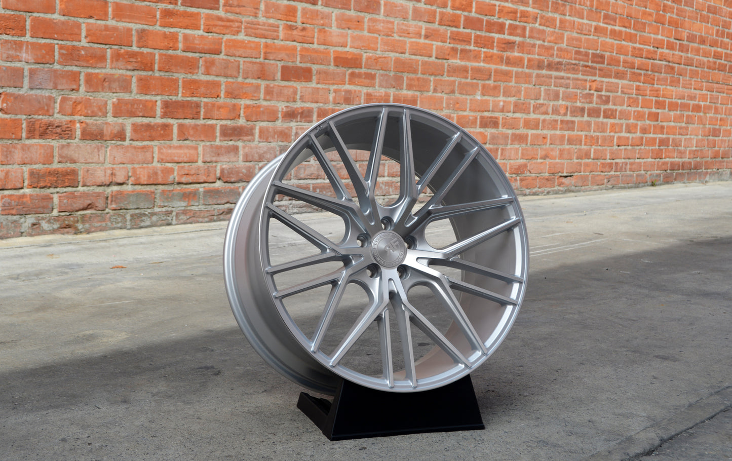 22" Road Force RF13 Silver Machine Face 5x130 ( Staggered Setup )