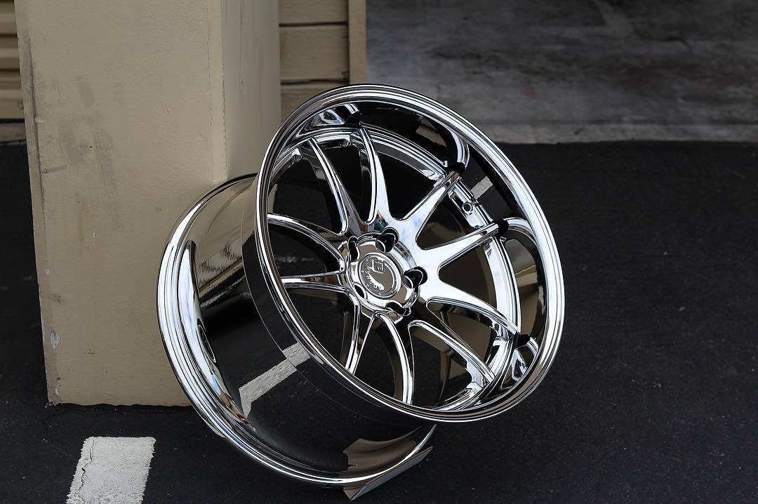 Aodhan DS02 Vacuum Chrome - 18x8.5 +35 / 18x9.5 +22 5x114.3 (Staggered Set of 4)