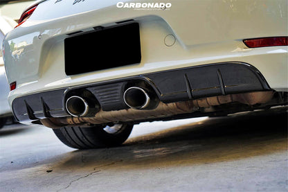2016-2019 Porsche 911 991.2 Carrera/Targa/S/4S/GTS Style Middle Exhaust Rear Lip - Carbonado