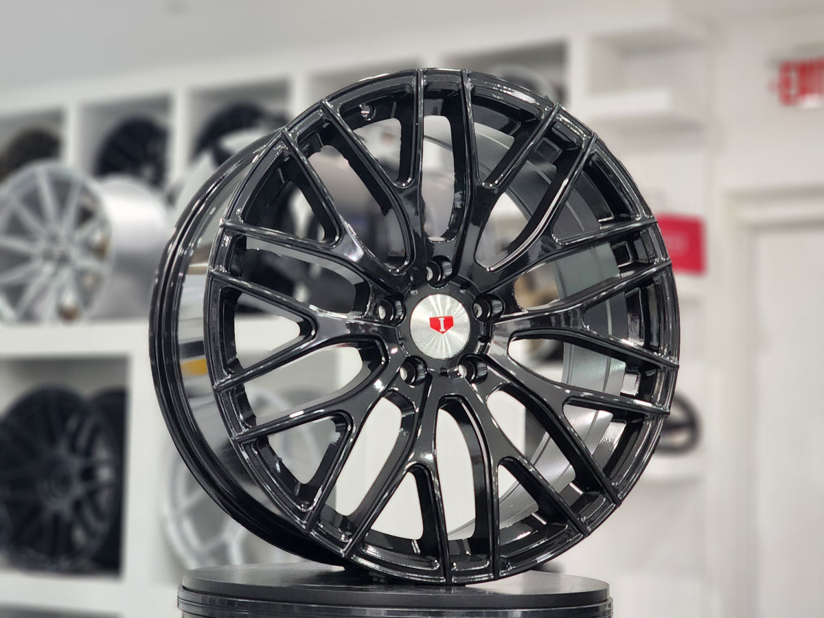 E008 Gloss Black 19x8.5 ET35 5x114.3 - Square Set (4 Wheels)