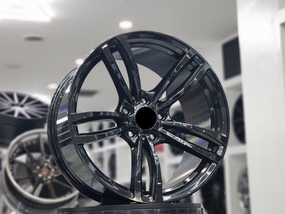 E1121 Gloss Black 18x8 ET35 5x120 – (Square Set of 4)