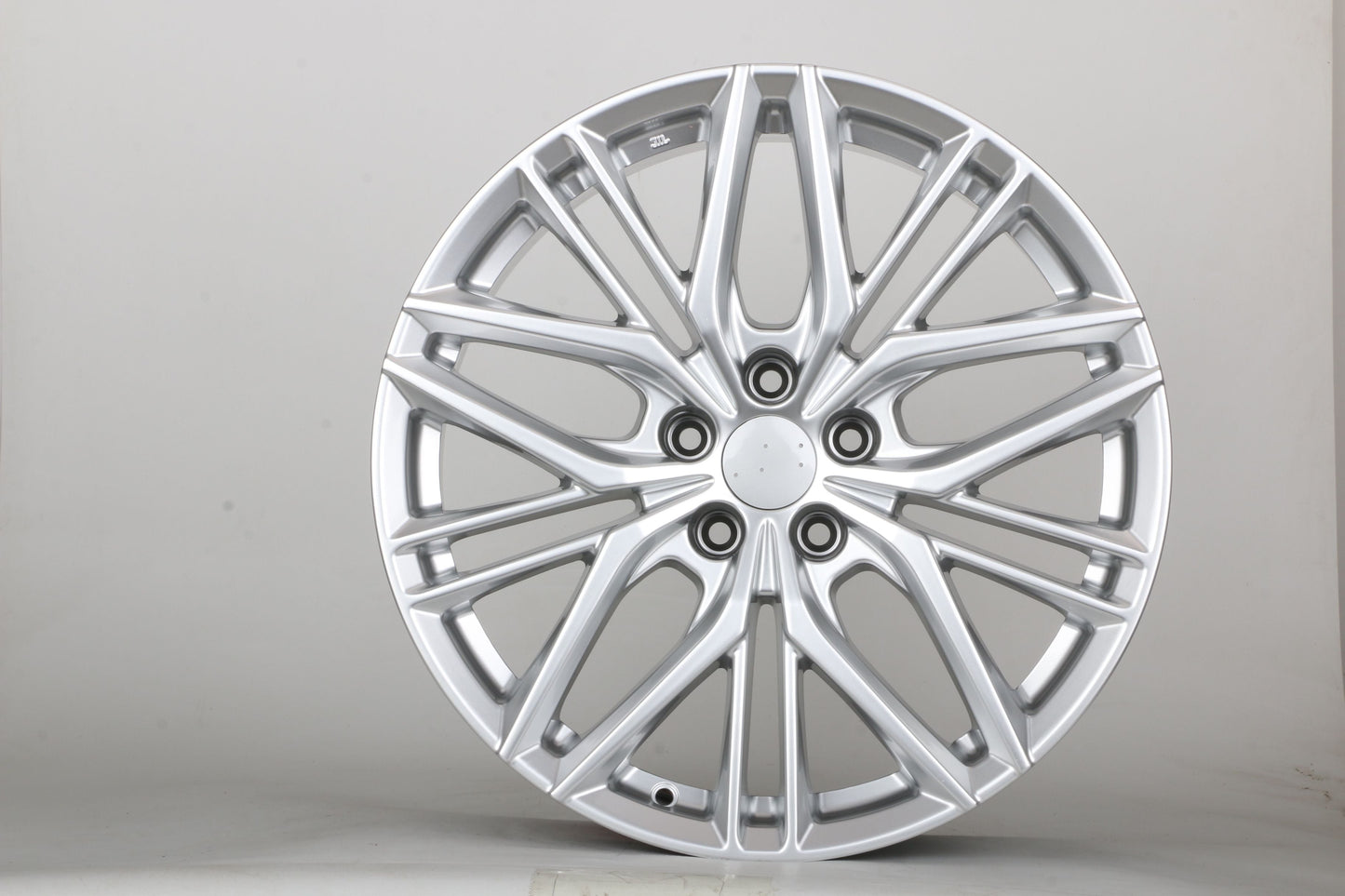 E212 Hyper Silver 19x8.5 ET35 5.114 - Square Set (4 Wheels)