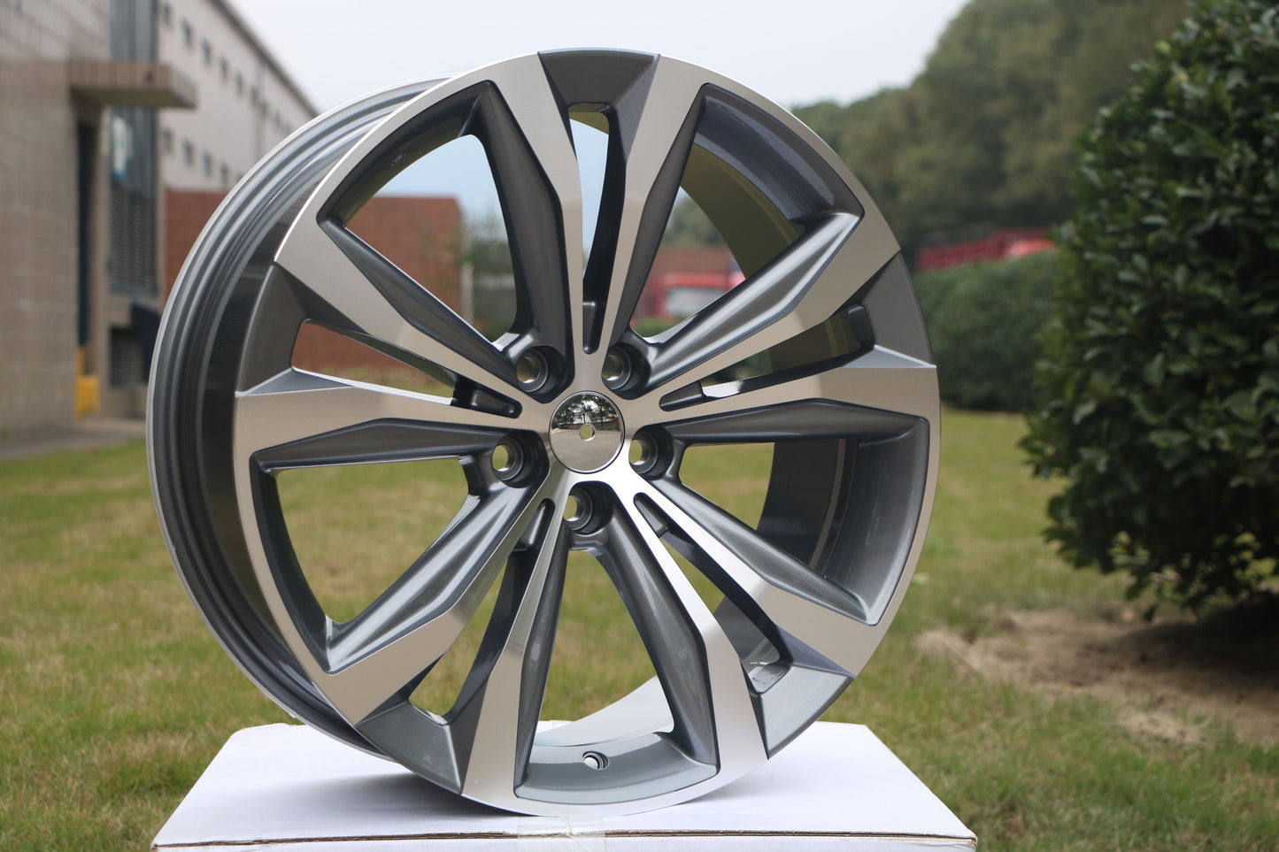 E247 Gunmetal Machined Face 20x8.0 ET30 5.114 - Square Set (4 Wheels)
