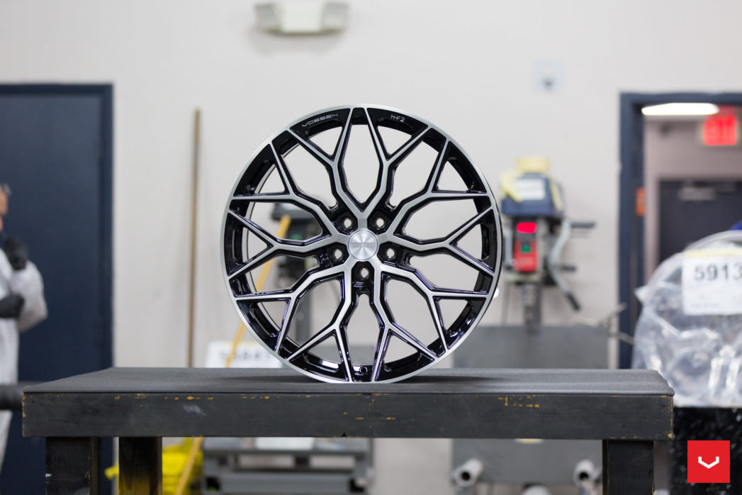 22" Vossen HF2 Brushed Gloss Black 5x112 ( Staggered Setup ) ( Set of 4 )