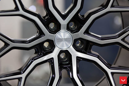 22" Vossen HF2 Brushed Gloss Black 5x112 ( Staggered Setup ) ( Set of 4 )