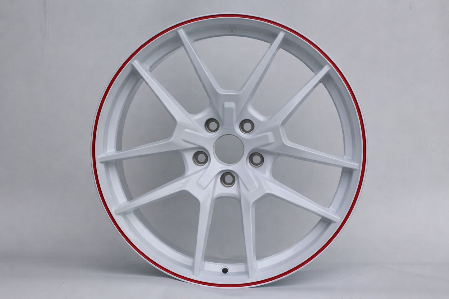 E301 White Red Lip 19x8.5 ET35 5.114 - Square Set (4 Wheels)