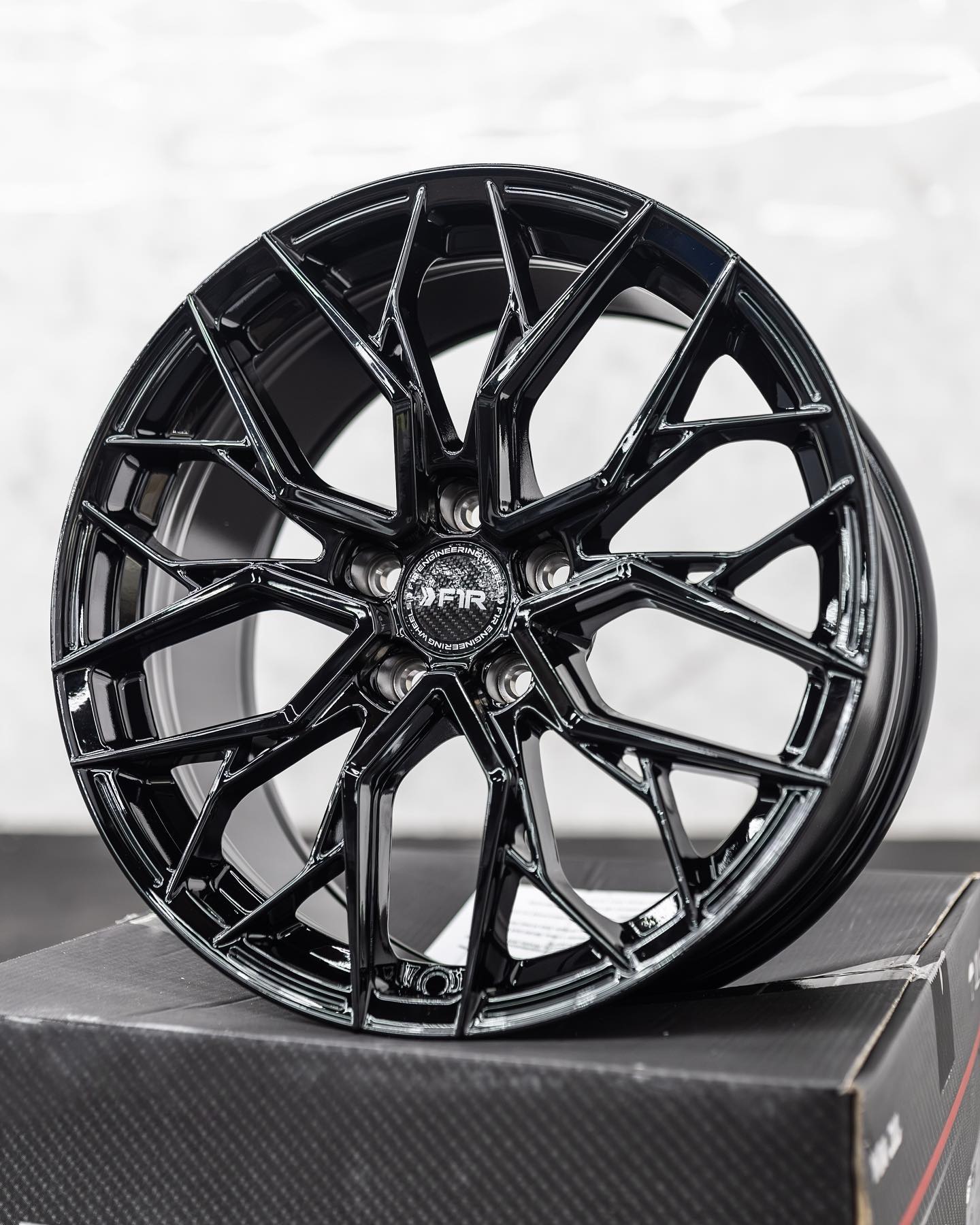 F1R FS3 19x9.5 ET38 Gloss Black 5x120 – ( Square Set of 4 )