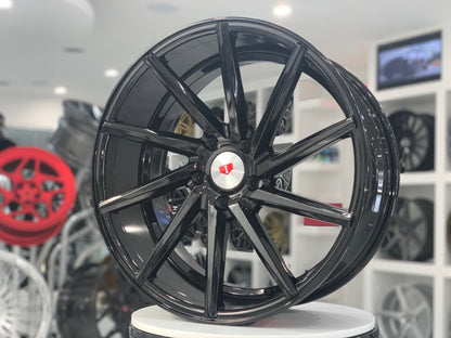 E013 Gloss Black 19x8.5 ET35 5x114.3 - Square Set (4 Wheels)