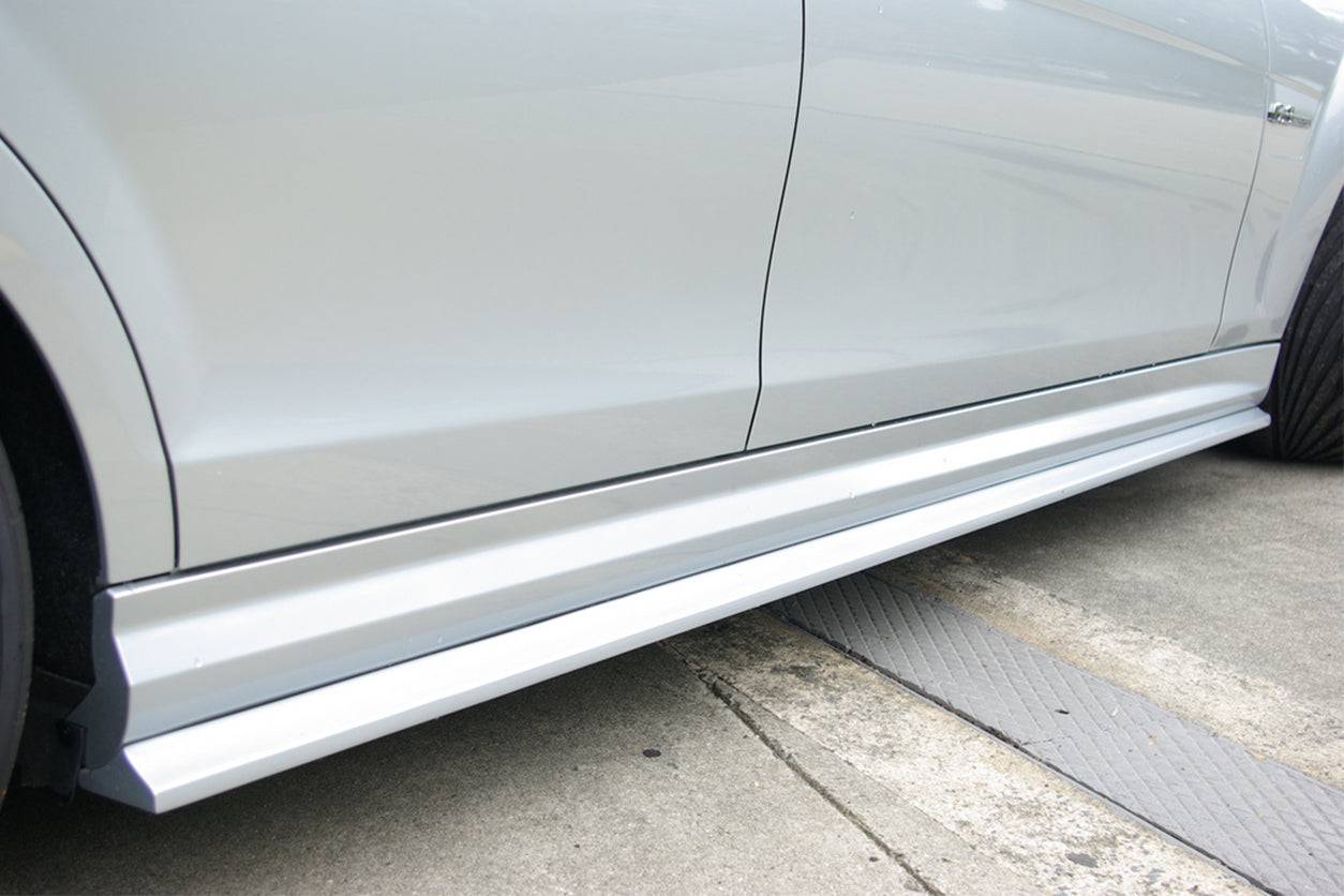 2008-2014 Mercedes Benz W204 C63 AMG RZ Style Carbon Fiber Side Skirts - Carbonado