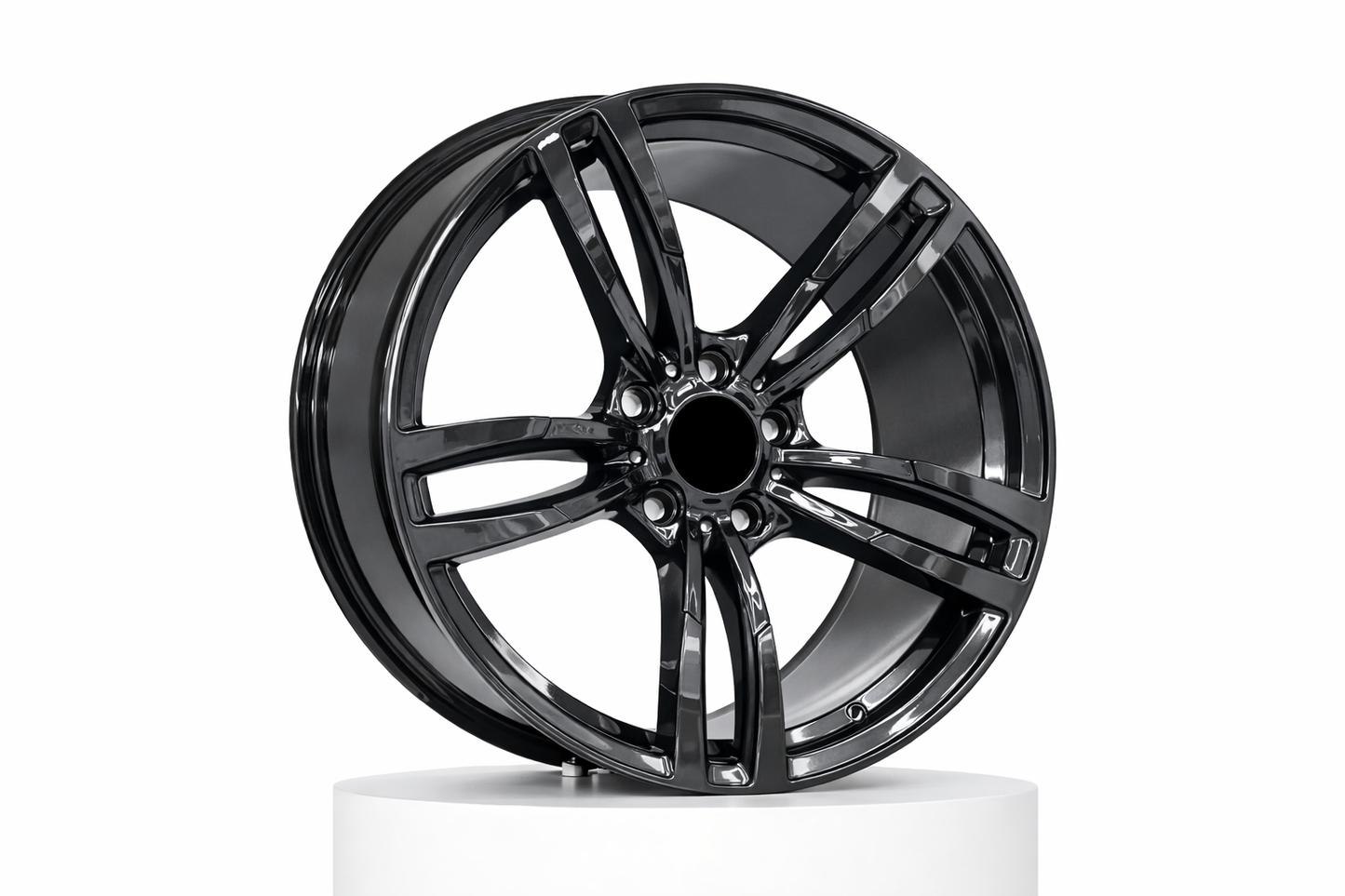 E1121 Gloss Black 17x8 ET35 5x120 – (Square Set of 4)