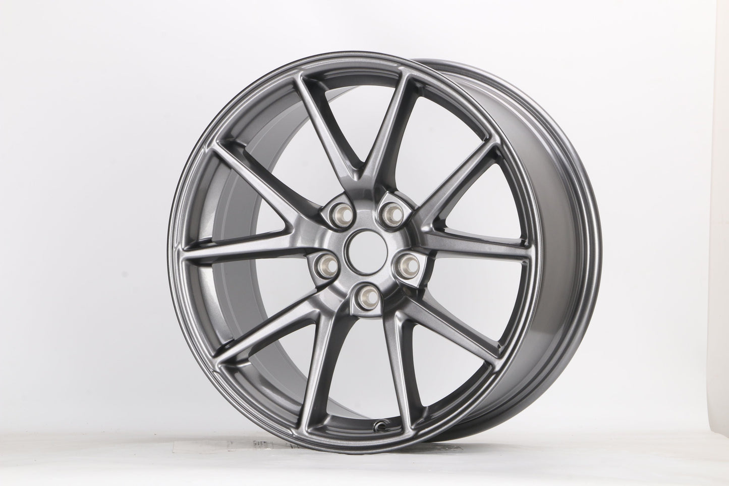 E453 Gunmetal 18x8.5 ET45 5.114 – (Square Set of 4)