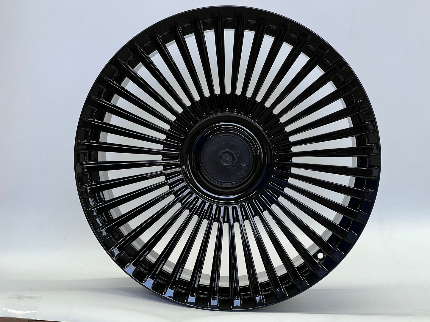 E482 Gloss Black 20in Staggered Set 9.0 ET25 / 10.0 ET35 5.112.120 (4 Wheels)