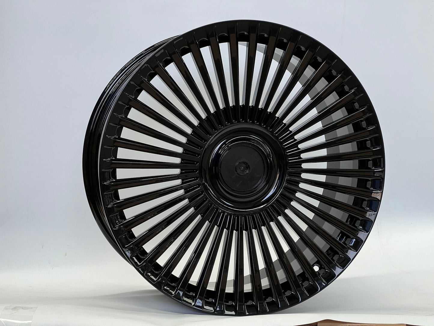 E482 Gloss Black 22x9.0 ET25 5.112.120 - Square Set (4 Wheels)