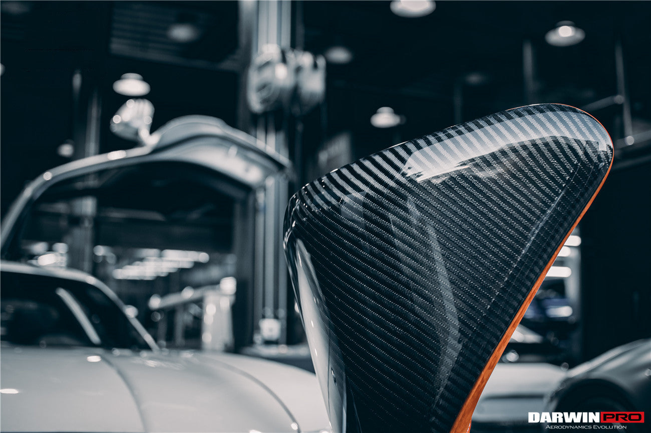 DARWINPRO CARBON FIBER CANYON ORANGE SUEDE LOUNGE CHAIR - DarwinPRO Aerodynamics