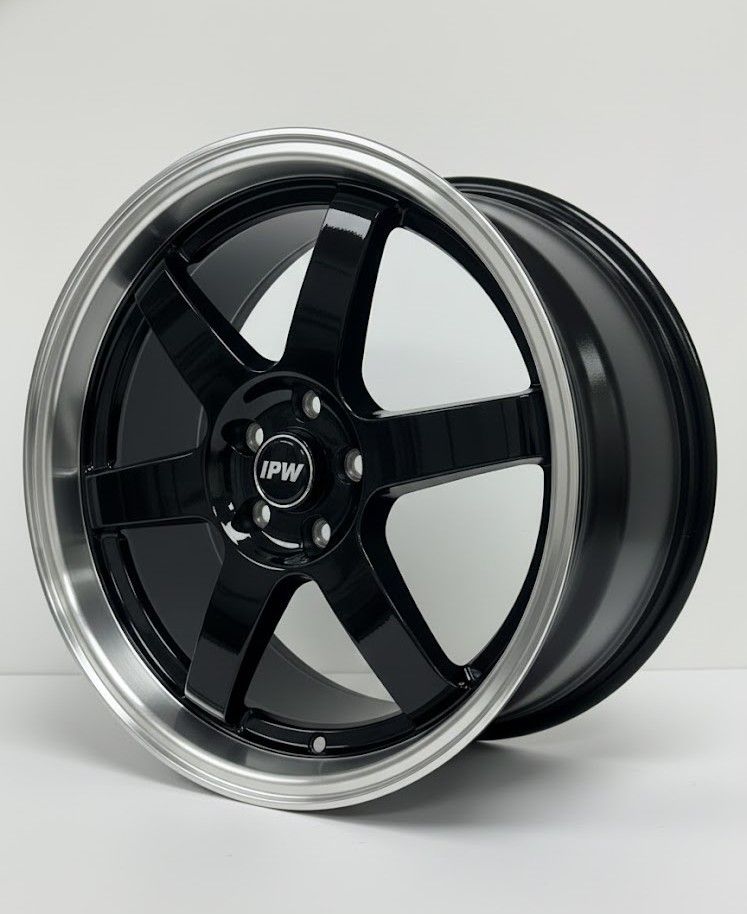E500 Black Machined Lip 19x8.5 ET30 5x112 - Square Set (4 Wheels)