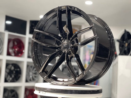 E524 Gloss Black 20x9.5 ET35 5x112 – (Square Set of 4)