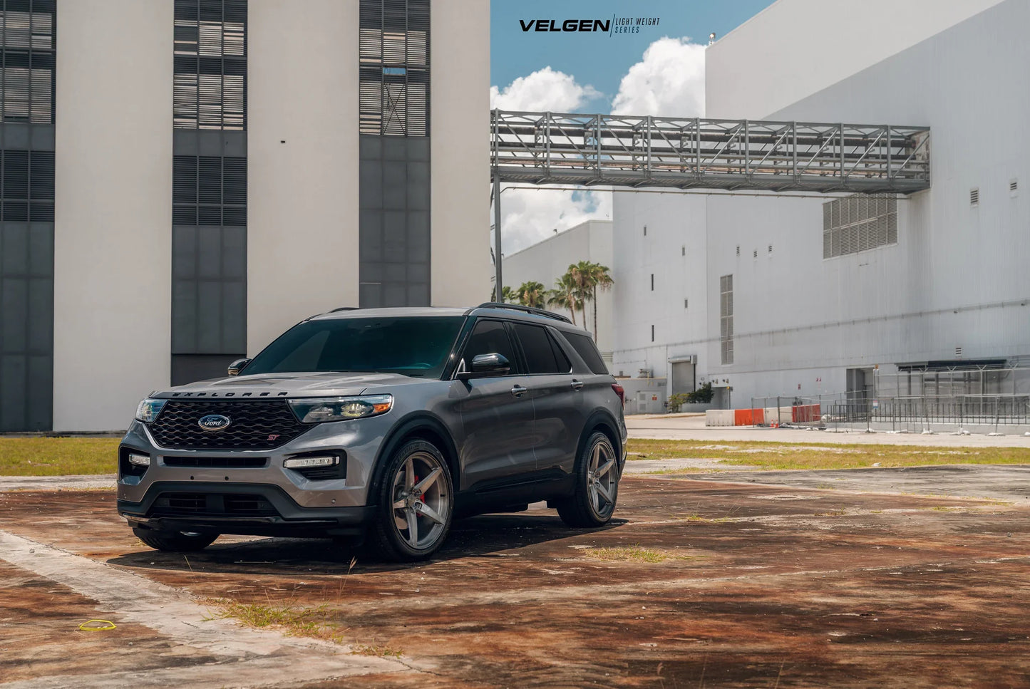 22" Velgen Classic5 V2 Brushed Titanium 5x114.3 ( Set of 4 )