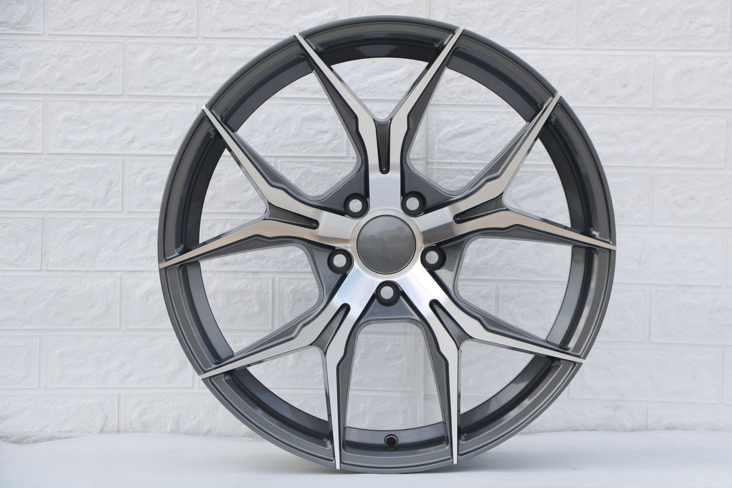E531 Gunmetal Machined Face 19x9.5 ET35 5x114.3 - Square Set (4 Wheels)