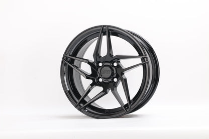 E563 Gloss Black 15x7.0 ET35 4.100 - Square Set (4 Wheels)