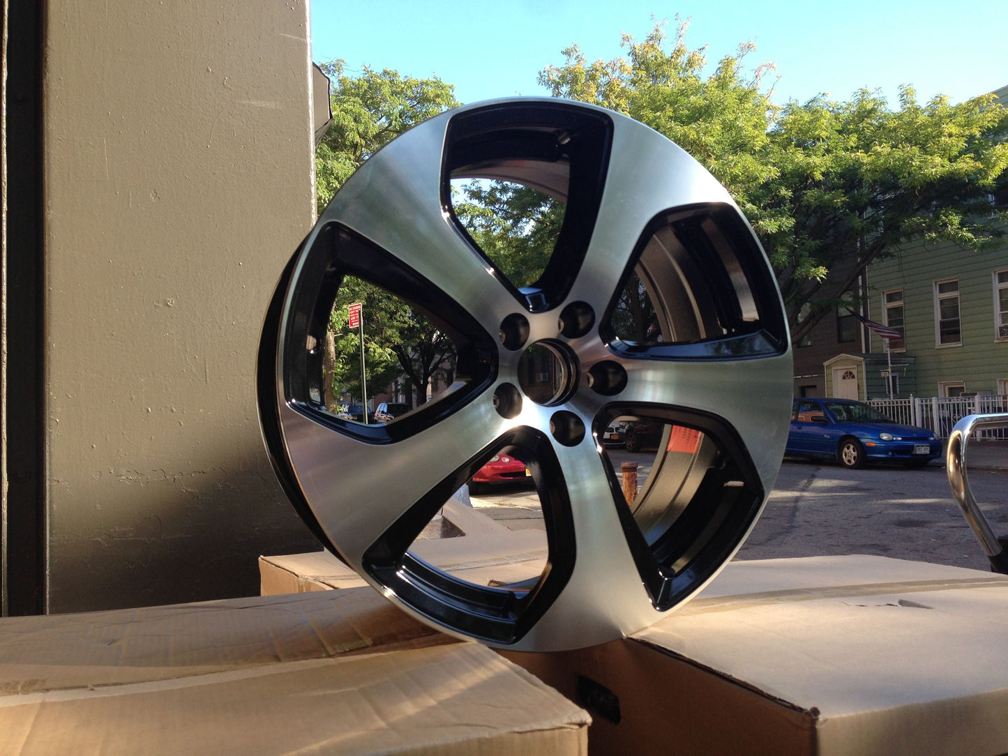 E602 Black Machined Face 17x7.0 ET45 5x114.3 - Square Set (4 Wheels)