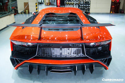 2011-2016 Lamborghini Aventador LP700 Coupe & Roadster SV Style Rear Bumper - Carbonado